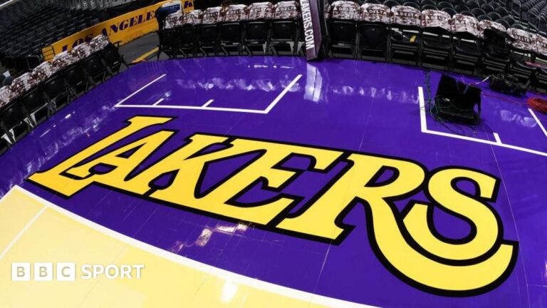 Fires in Los Angeles: Los Angeles Lakers and Los Angeles Kings postpone NBA and NHL games