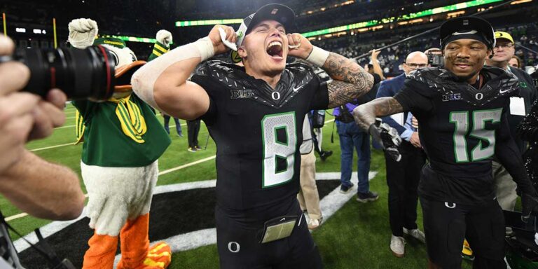 Oregon Football Dillon Gabriel Pence Heartfelt Torrevell Letter to Ducks Nation