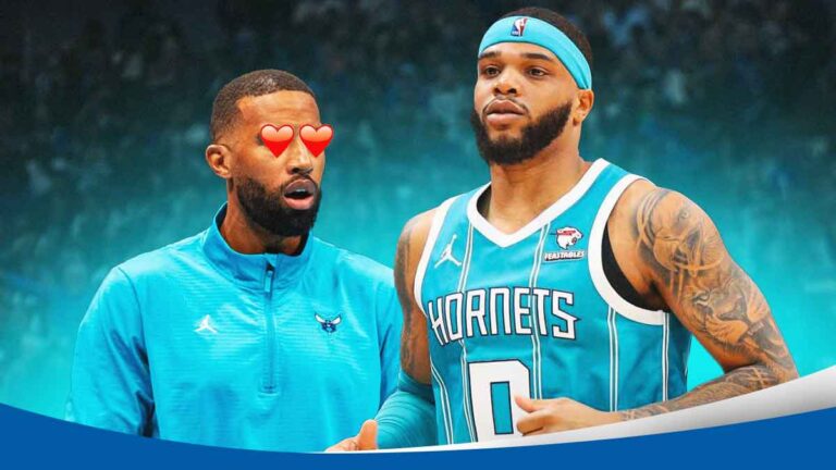 Hornets Miles Miles Mostges gets the eyes of eyes eyes Charles Lee after Clippers Big Game vs Clippers