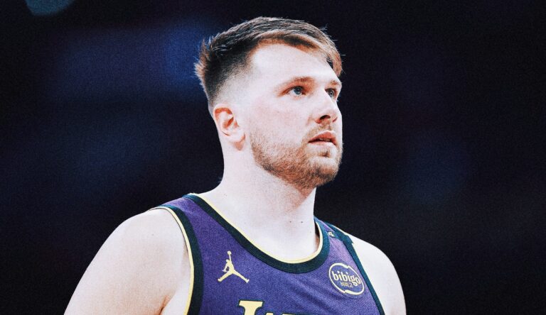 “Weird” and “emotional”: Luka Dončić is glad that his gathering Mavs behind him