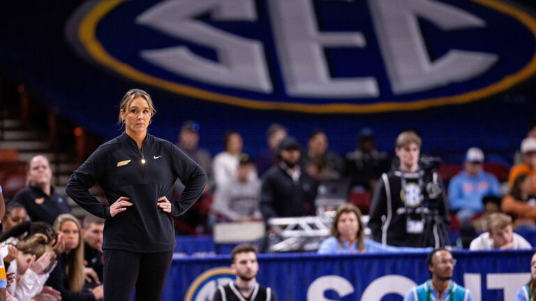 Basketball Coach Tennessee Women’s basketball reveals what is guilty of the loss of Vanderbilt